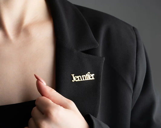 Personalized Nameplate Brooch – Custom Unisex Jacket Badge with Name – Stylish & Unique Gift for All